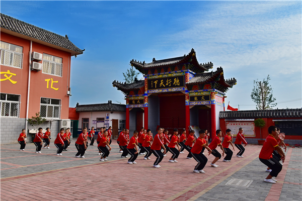  家長怎么教育過于沉迷游戲的小孩子